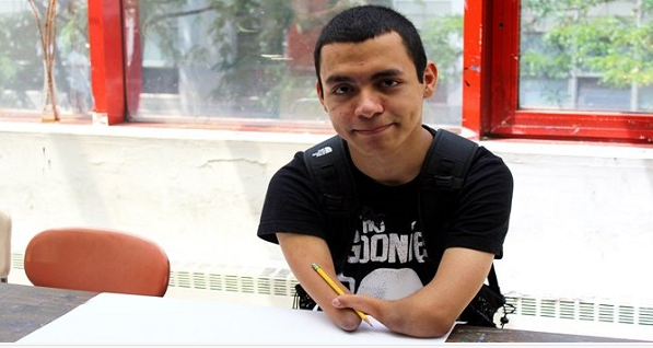 Sem braços e pernas Colombiano leva a vida com otimismo - SMTT Aracaju